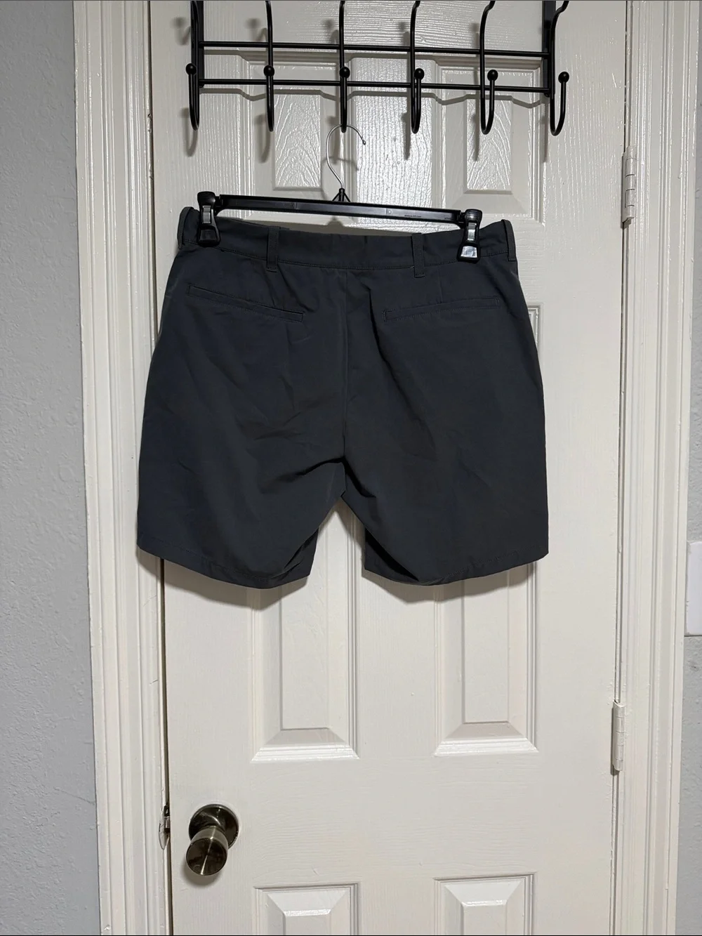 J.CREW Men's Gray Performance Shorts size 31 - Picture 2 of 12